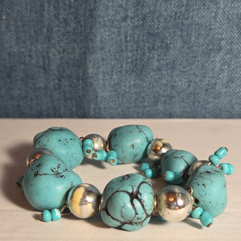 Chunky Faux Turquoise Silver Tone Stretch Bracelet Boho Y2K NWOT - Picture 15 of 16